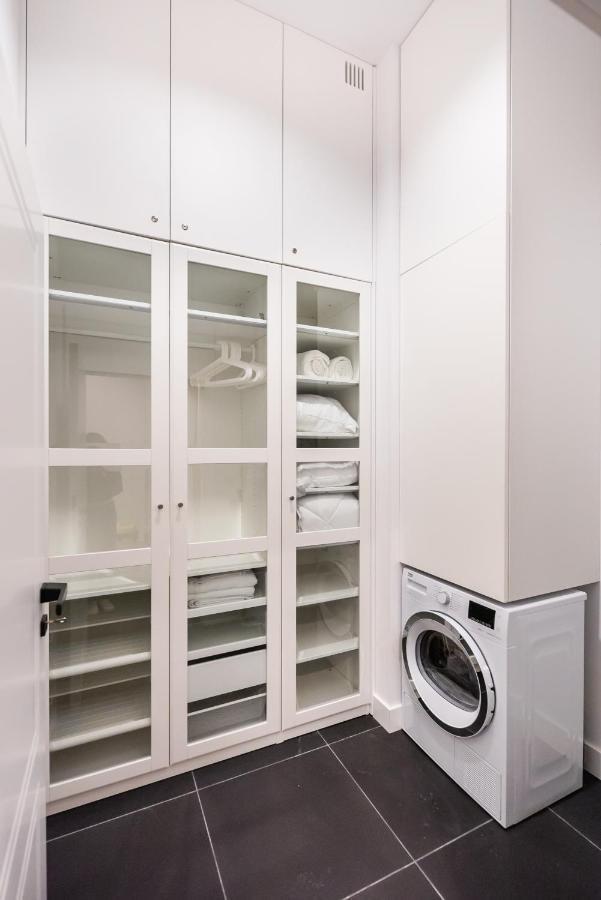 Zlota Sophisticated Apartment วอร์ซอ ภายนอก รูปภาพ